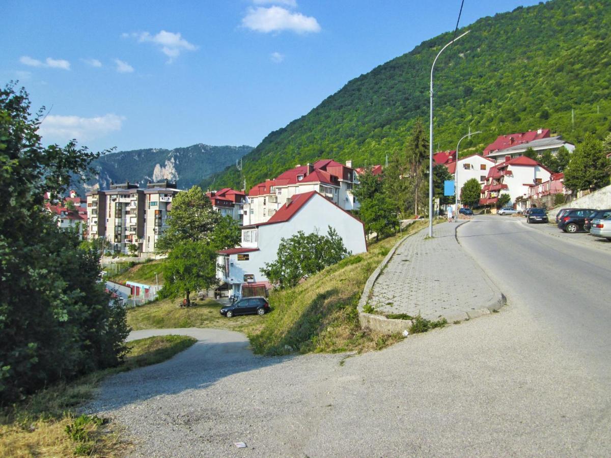Guesthouse Mirkovic ปลูชิเน ภายนอก รูปภาพ